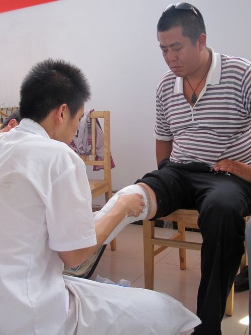 3000元小腿假肢圖片安裝小腿假肢多少錢(qián)(圖1)